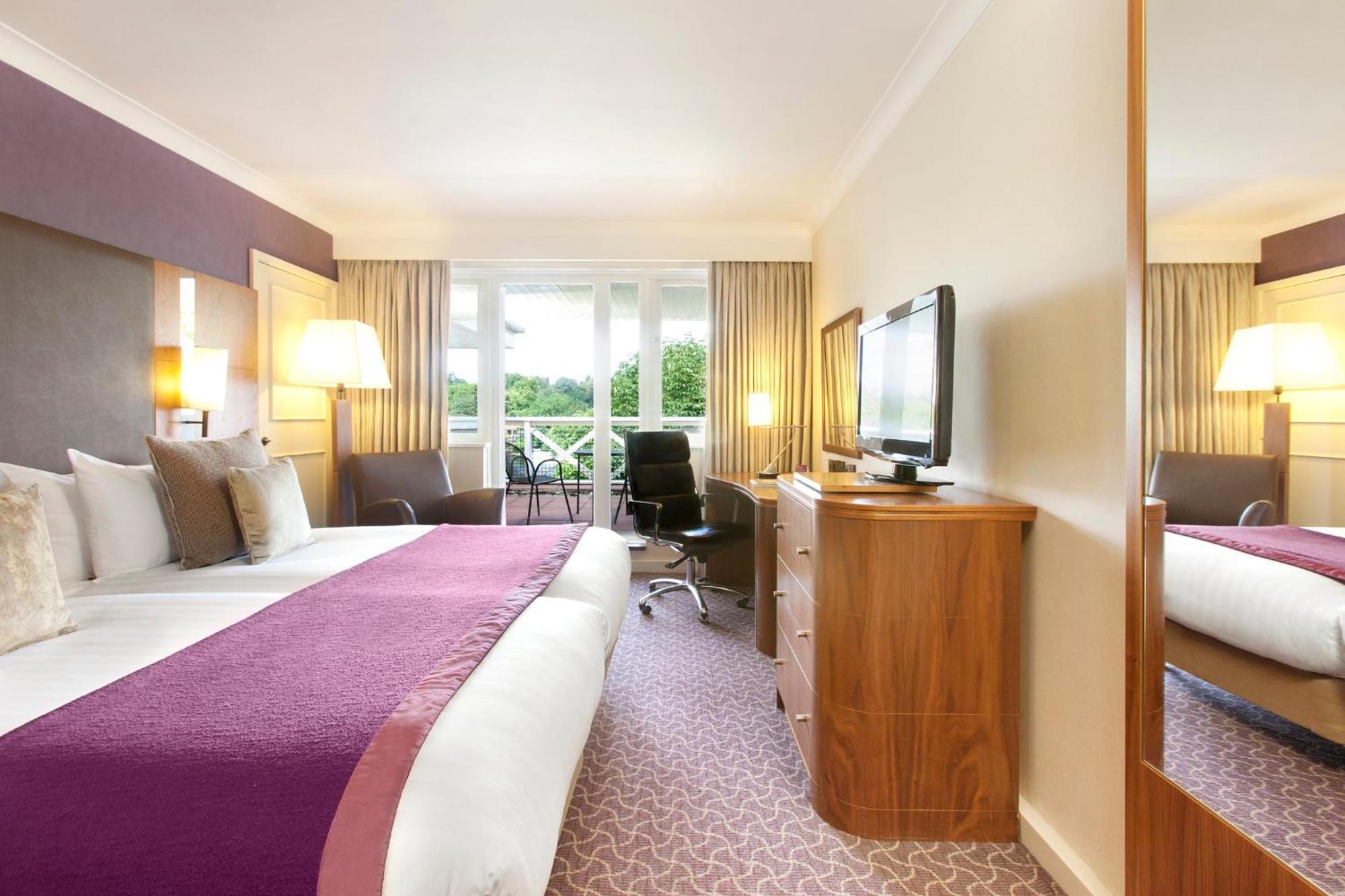 คราวน์ พลาซา รีดดิ้ง Hotel เรดดิ้ง ภายนอก รูปภาพ